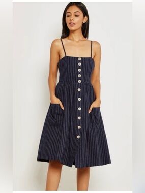 Forever 21 Linen Blend Front Button Black
Striped Dress Size SMALL